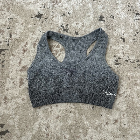 Gymshark Other - Gymshark Ombré Bra Size Medium